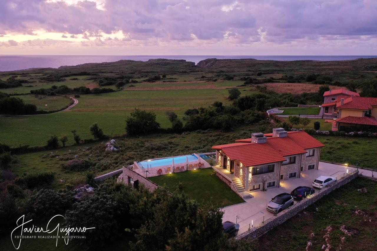 Bufones De Pria Apartamentos Rurales Garaña エクステリア 写真